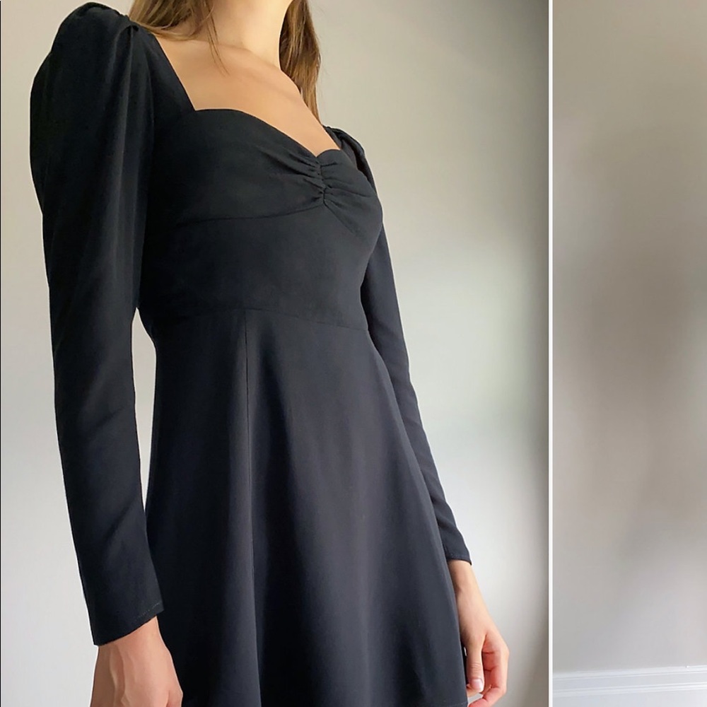 🆕 Aritzia Sunday Best Coco dress